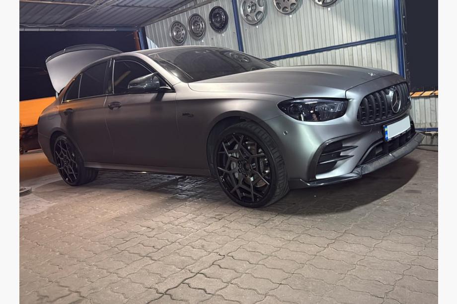 Mercedes E-class W213 2016-2023 Lame avant de pare-chocs (pour AMG-Line 2020-2023, Carbone) Photo 7