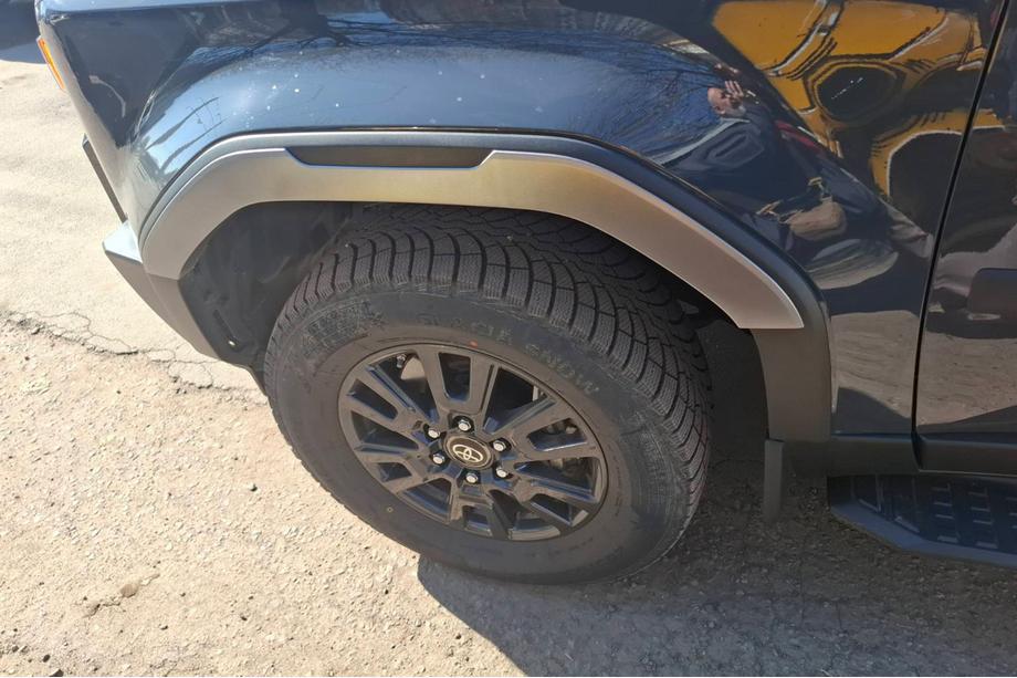 Toyota Land Cruiser Prado 250 2023- Extensions d'ailes Photo 3