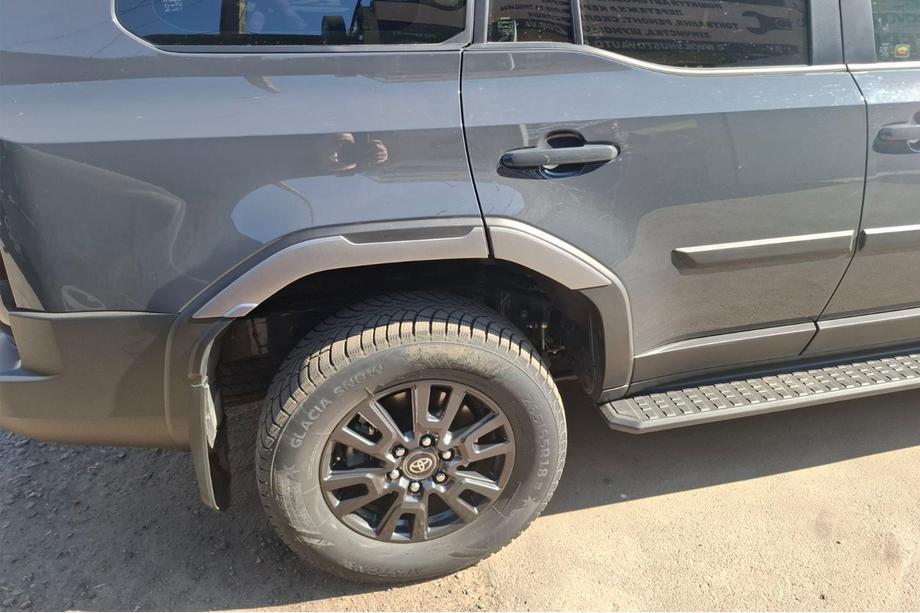 Toyota Land Cruiser Prado 250 2023- Extensions d'ailes Photo 6
