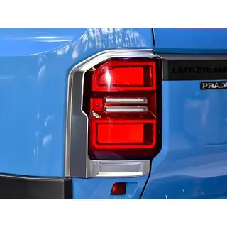 Caches Chromés pour Feux Arrière Toyota Land Cruiser Prado 250 2023- photo 1
