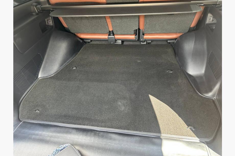 Toyota Land Cruiser 200 2007-2021 Tapis de coffre textile Premium V-1 (5 places, noir) Photo 2