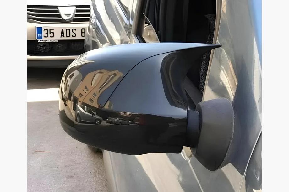 Renault Sandero 2007-2013 Coques de Rétroviseurs BMW-Style (2 pcs) Photo 5