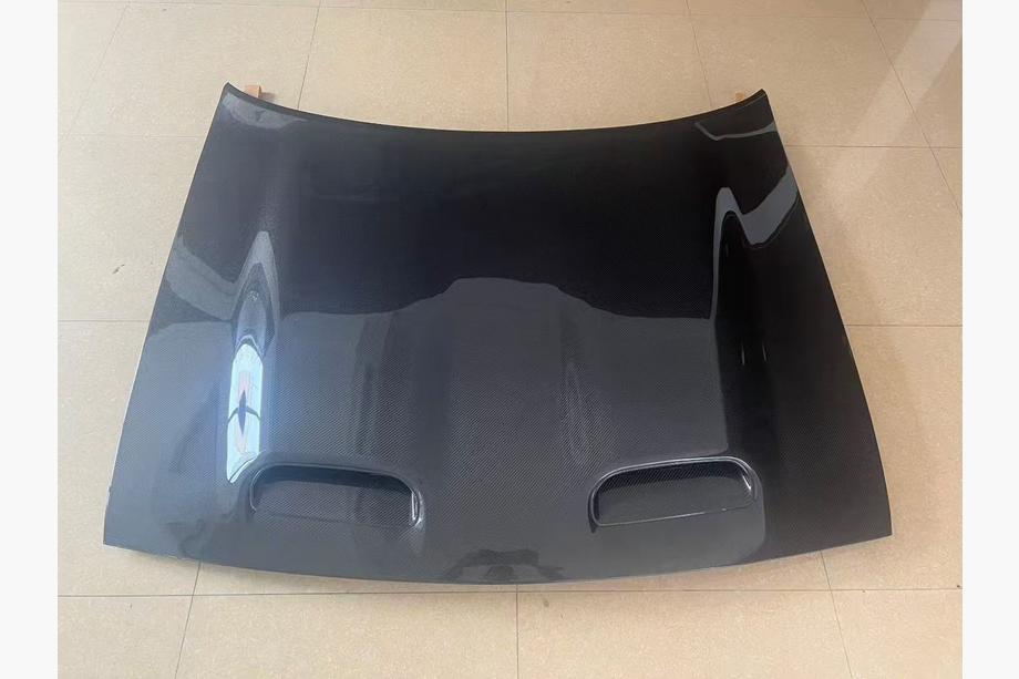 Dodge Challenger 2008-2023 Capot (Carbone) Image