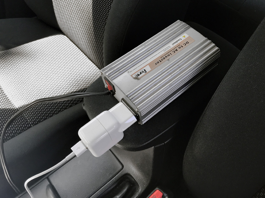 Comment produire 220 volts dans une voiture : un guide étape par étape