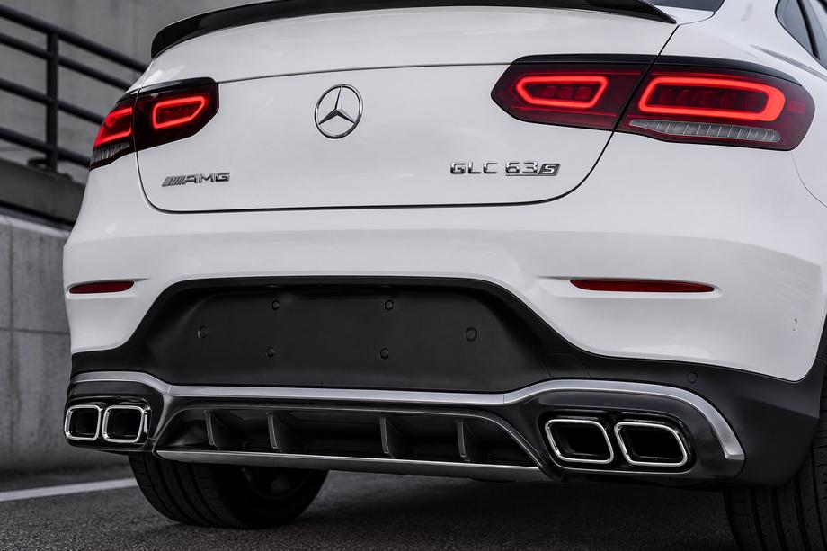 Mercedes GLC coupe C253 2016-2023 Diffuseur Arrière avec Sorties Argent (Design AMG63 2020-2022) Photo 3