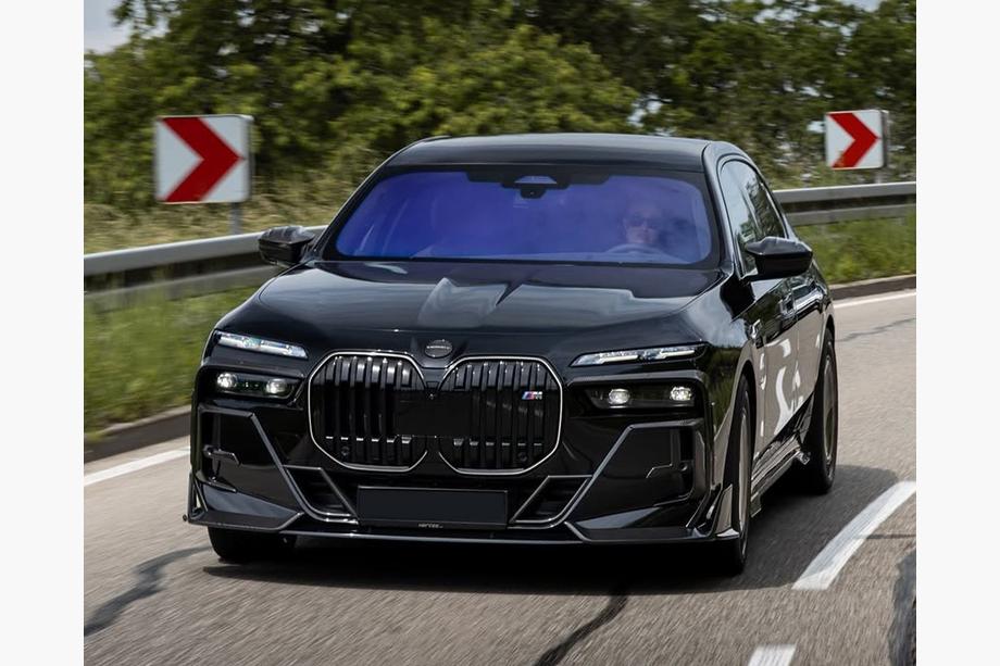 BMW 7 Series G70/G71 2022- Kit carrosserie MNSR-Style Carbone Image