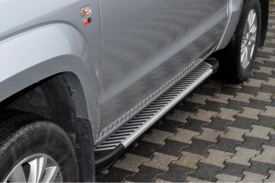 Volkswagen Amarok 2010-2022 Marchepieds Line (2 pcs, Aluminium) Image