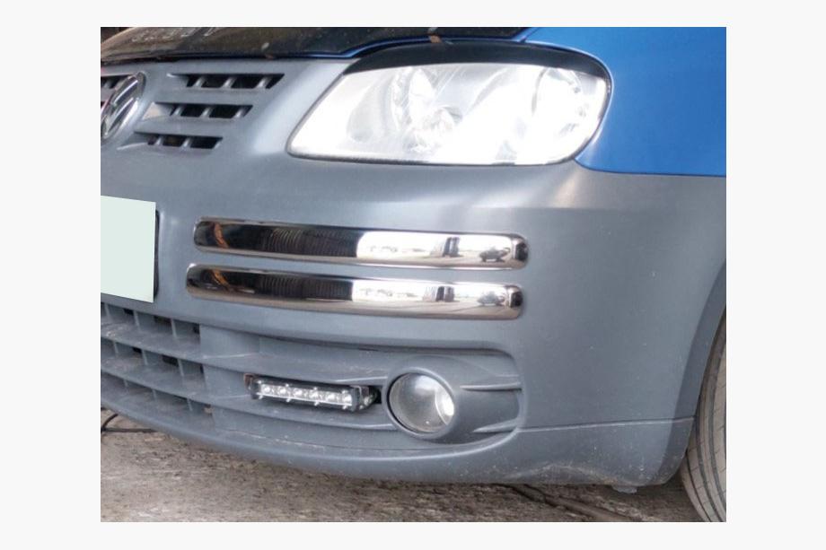 Volkswagen Caddy 2004-2010 Coins de pare-chocs avant en acier inoxydable (4 pcs) OmsaLine - Inox Italien Image