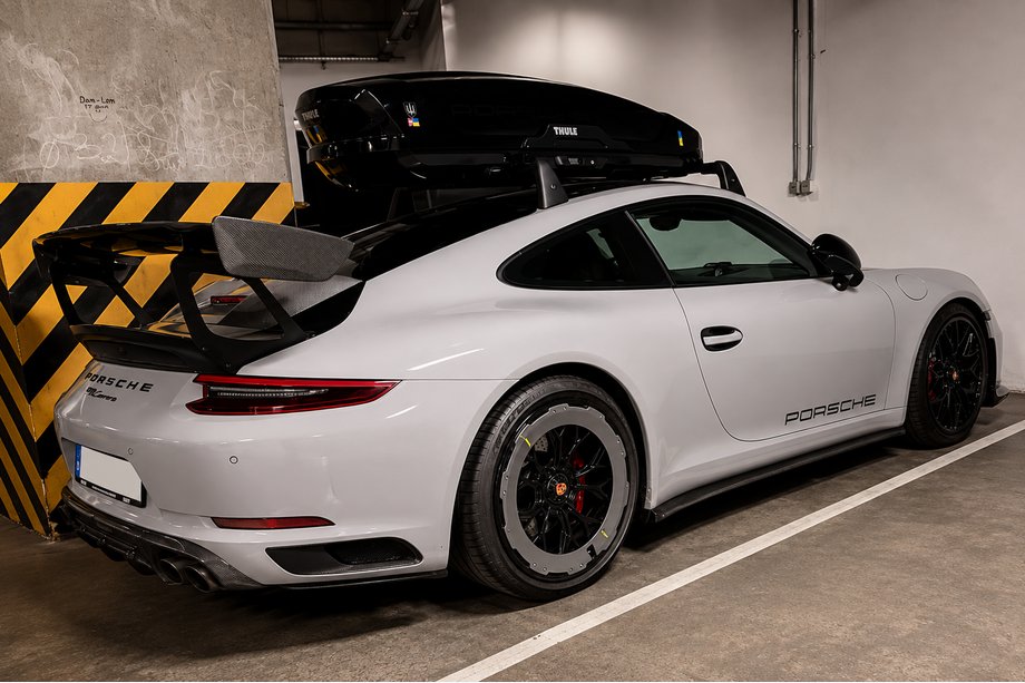 Porsche 911 (991) 2011–2019 Spoiler V4 (Carbone) Image