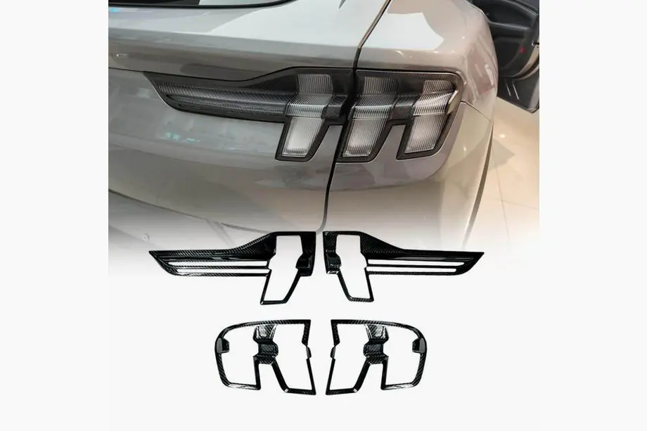 Ford Mustang E-mach 2020- Couvercles de Feux Arriere en Carbone Image