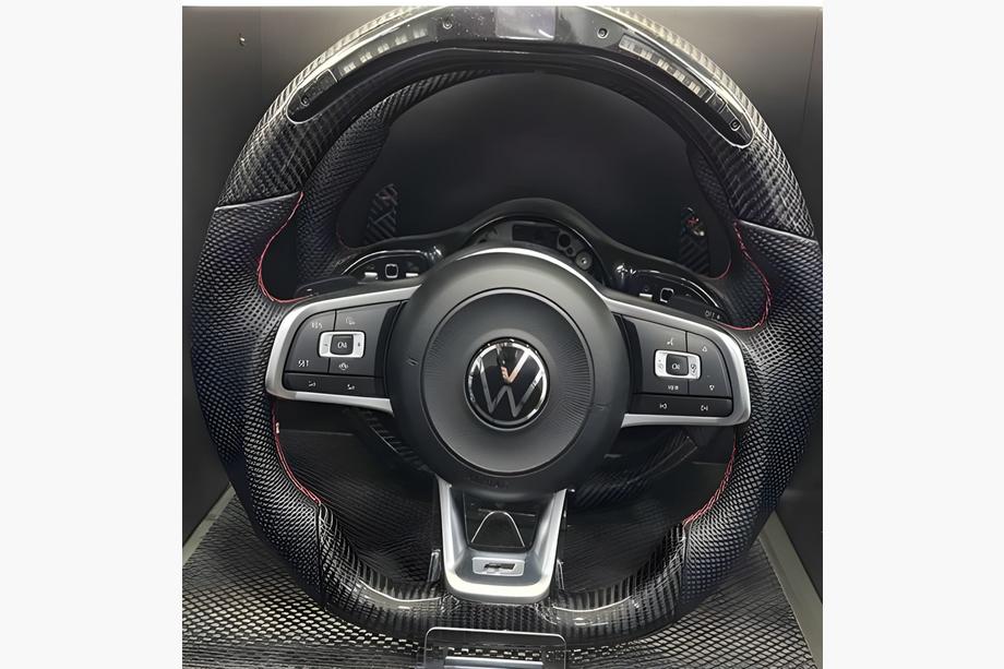 Volkswagen Golf 6 2008-2014 Volant (pour GTI, Carbone + LED) Image