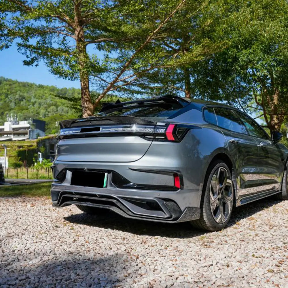 Spoiler (2021-2024, Carbone) photo 3