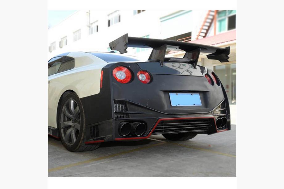 Nissan GT-R 2008-2025 Spoiler (2009-2015, Carbone) Photo 2