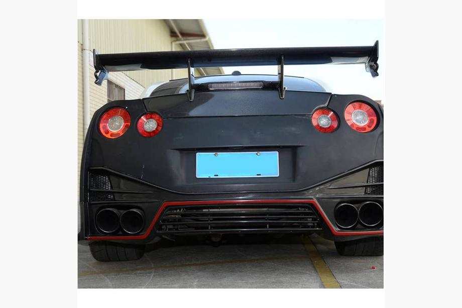 Nissan GT-R 2008-2025 Spoiler (2009-2015, Carbone) Photo 3