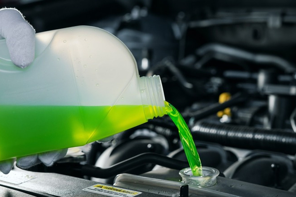 Comment ne pas se tromper lors du choix de l’antigel pour une voiture