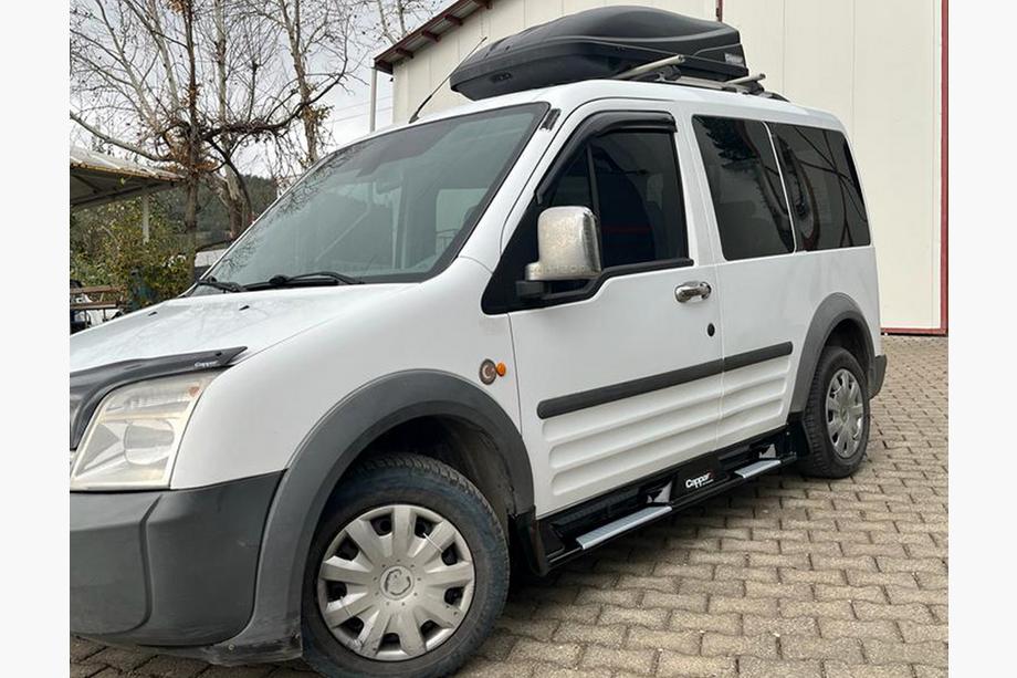 Ford Connect 2006–2009 Bas de Caisse Sorento-Style (EuroCap) Image