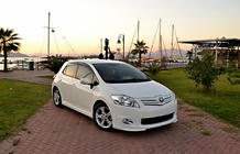 Toyota Auris 2007-2012 Bas de caisse (apprêtés pour peinture) photo 1