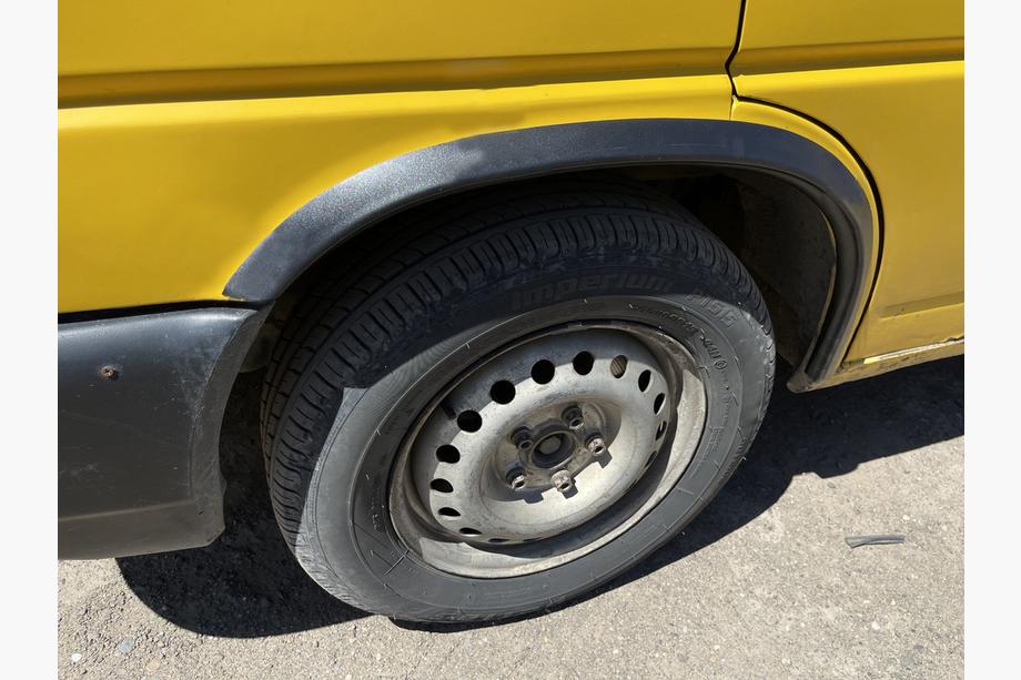 Volkswagen T4 Transporter 1990-2003 Extensions d'ailes (4 pcs, noires) Photo 3