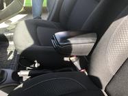 Dacia Duster 2008-2018 Accoudoir (dans porte-gobelet) photo 3