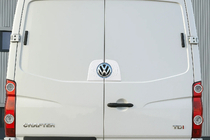 Volkswagen Crafter 2006-2016 Encadrement du logo arrière (inox) photo 1