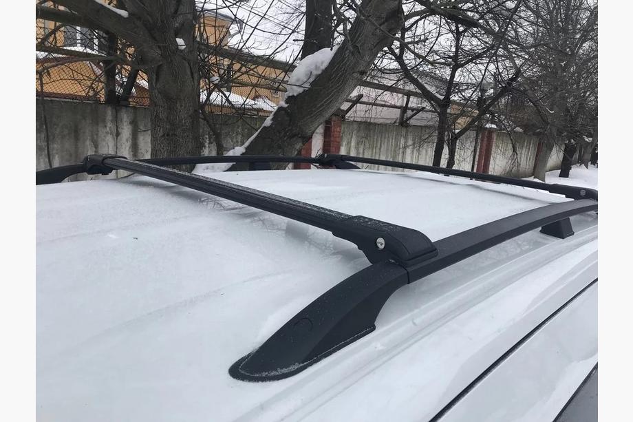 Kia Carnival 2021- Barres de toit (transversales) pour barres de toit standards verrouillables WingBar V1 (2 pcs) Photo 4
