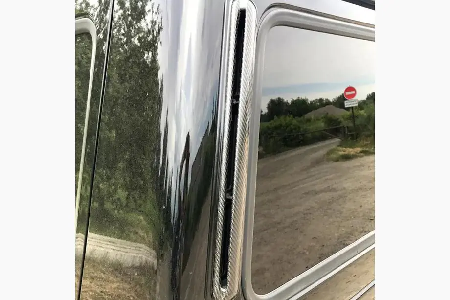 Mercedes G class W463 1990-2018 Couvre-montants arrière en carbone Photo 2