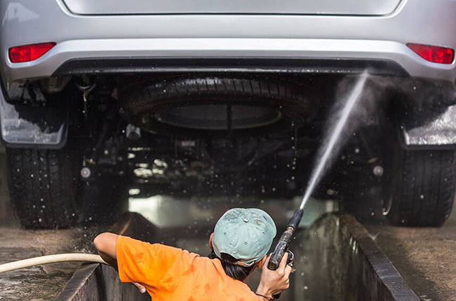 À quelle fréquence faut-il laver le dessous de caisse d’une voiture ?