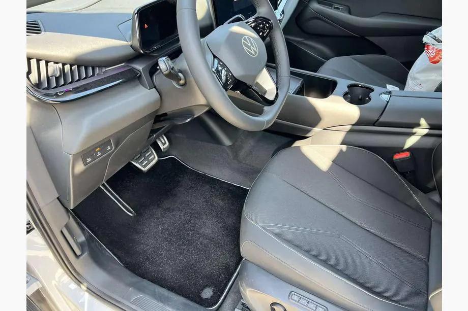 Volkswagen ID. UNYX 2024- Tapis de sol textile Classic (Noir) Image
