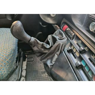 Soufflet de levier de vitesse en cuir photo 1
