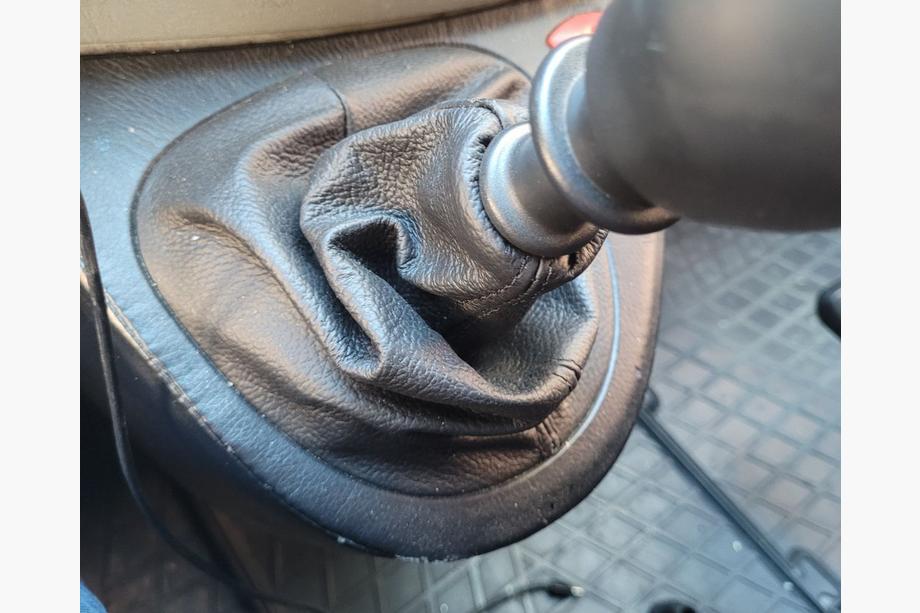 Opel Vivaro 2001–2015 Soufflet de levier de vitesse en cuir Photo 5