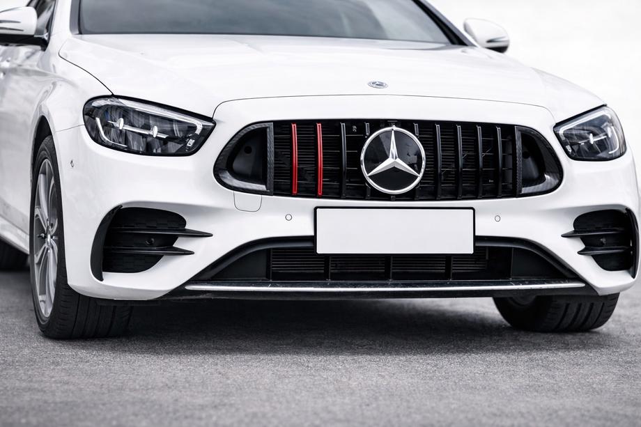 Mercedes E-class coupe C238 2016-2024 Calandre avant Rocket (pour AMG Line 2020-2023) Photo 1