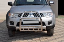 Mitsubishi L200 2006-2015 Pare-buffle QT007 (Inox) photo 1