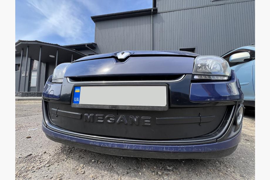 Renault Megane III 2009-2016 Cache calandre hiver (2009-2013, inférieur) Mat Photo 1
