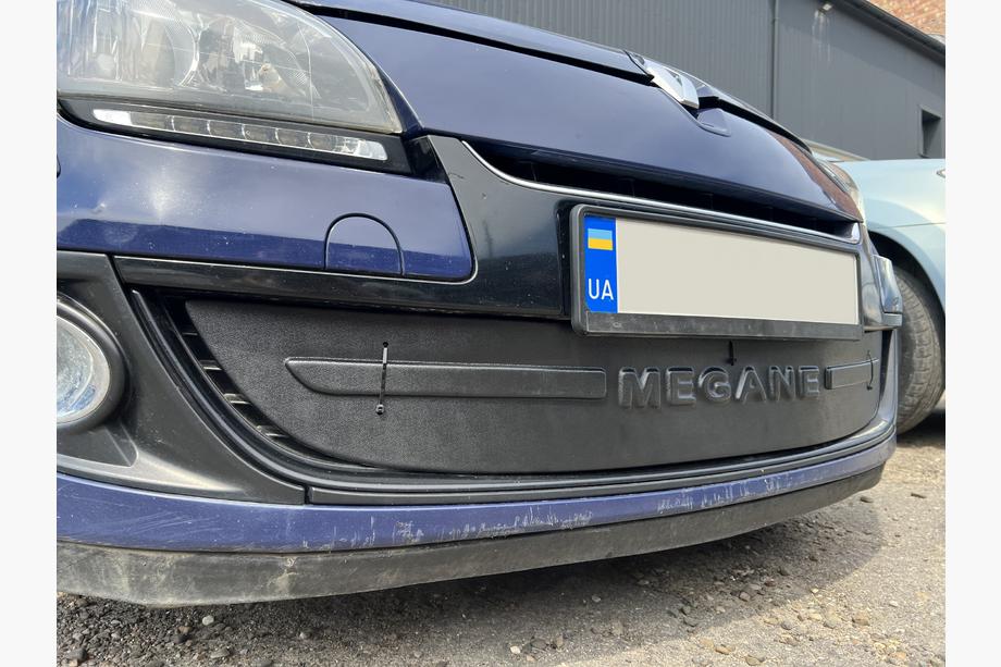 Renault Megane III 2009-2016 Cache calandre hiver (2009-2013, inférieur) Mat Photo 8
