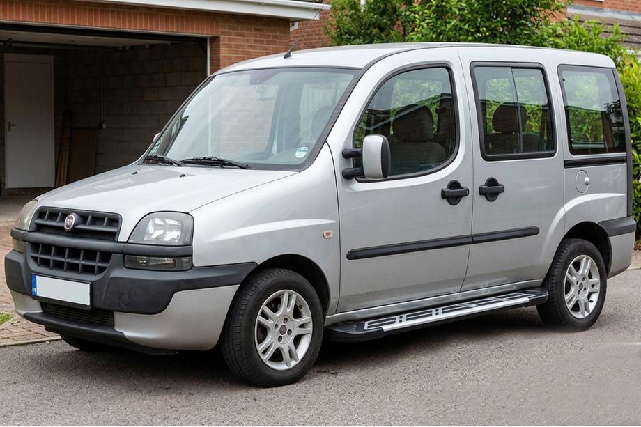 Fiat Doblo I 2001-2005 Marchepieds Latéraux Sunrise (2 pcs, Aluminium) Image