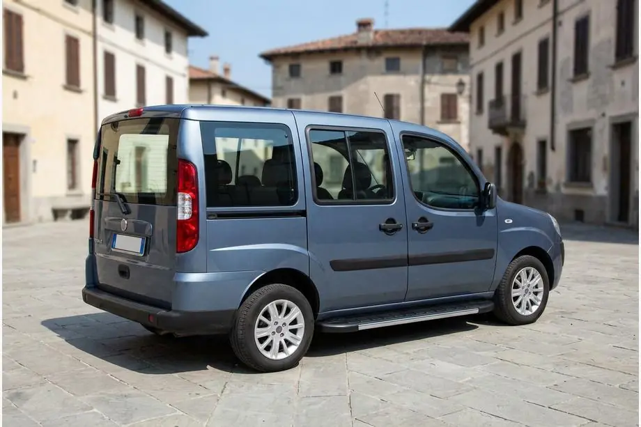 Fiat Doblo I 2005-2010 Marchepieds Latéraux Duru (2 pcs, Aluminium) Image