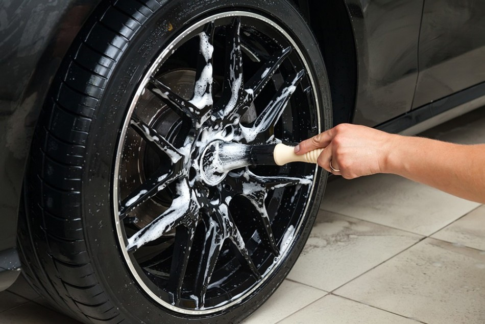 Comment prolonger la durée de vie des roues de voiture ?