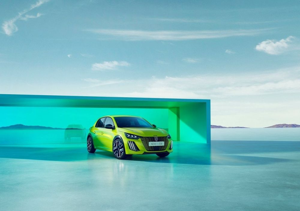 Essai de la Peugeot e-208 : une berline électrique modernisée