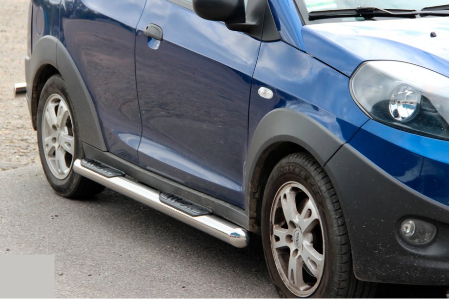 Chery Beat 2009-2015 Tubes Latéraux (2 pcs, Inox) Image