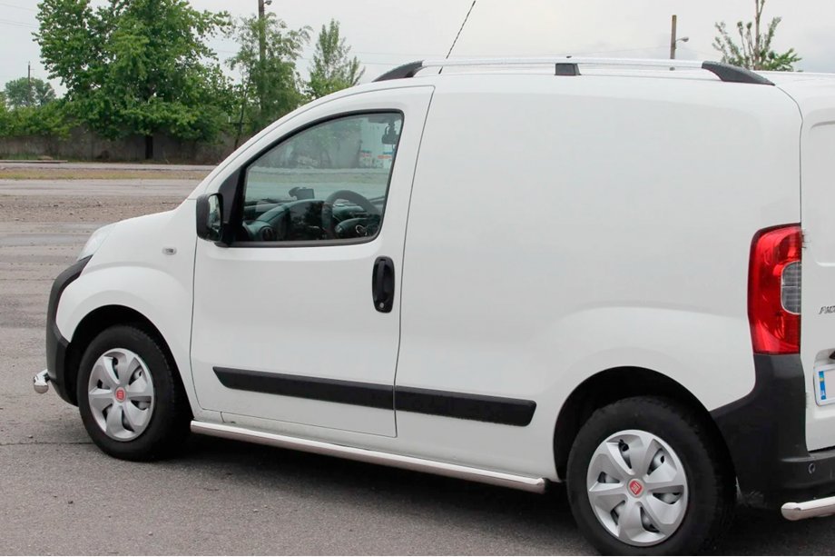 Fiat Fiorino/Qubo 2008-2024 Barres Latérales Ø60 (2 pcs, Inox) Image