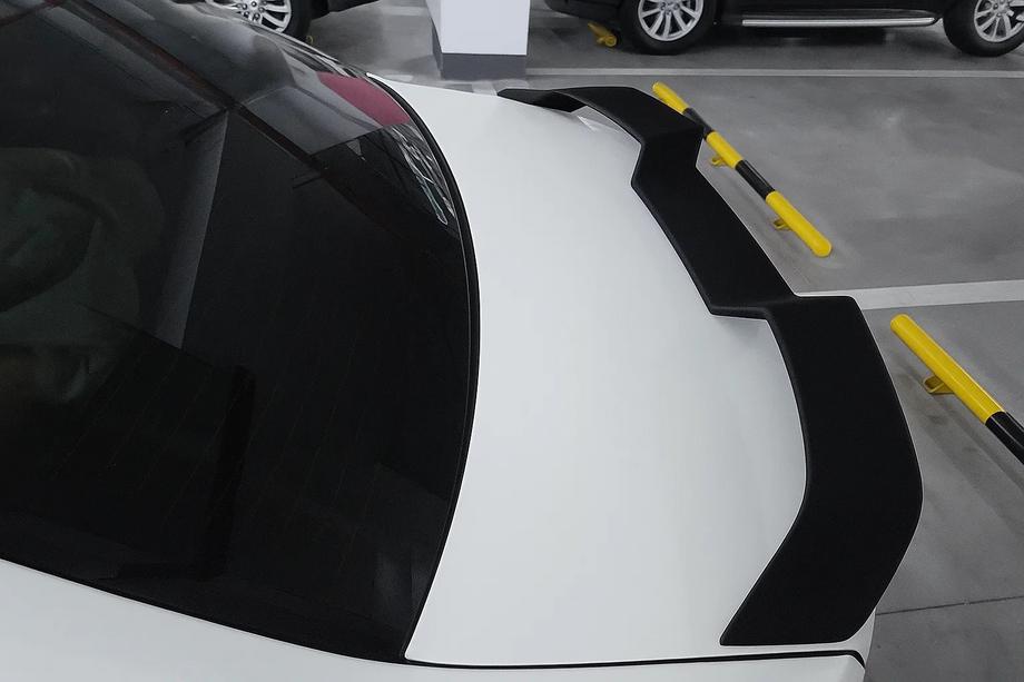 BMW 3 Series G20/G21 2018- Aileron V-Style (pour G20/G80, Noir Brillant) Image