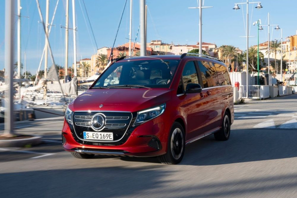 Essai de la Mercedes-Benz EQV 2024 : une voiture électrique de luxe pour toute la famille Photo 2