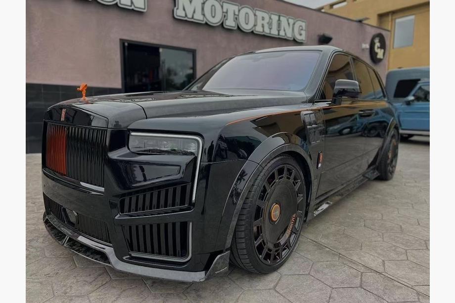 Rolls-Royce Cullinan 2018- Kit Restylage 2024 MNSR Carbon Image