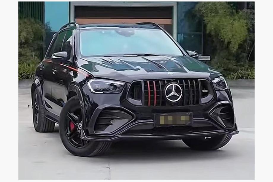 Mercedes GLE W167 2018- Lame de pare-chocs avant (pour GLE53/AMG-Line 2023-2026, carbone) Image