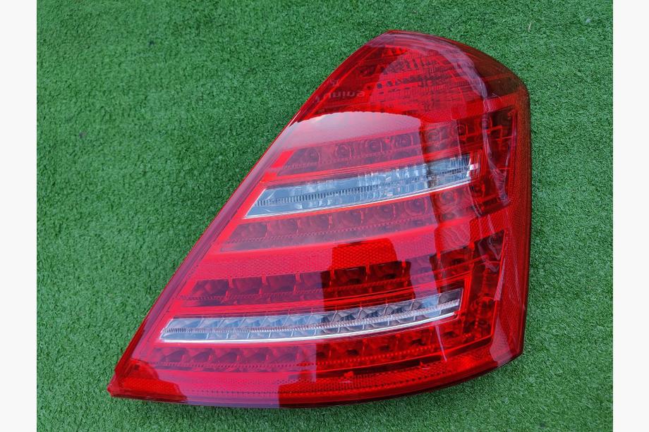 Mercedes S-class W221 2005-2013 Destockage Feu Arriere Droit Facelift (OEM, 1 pc) Image