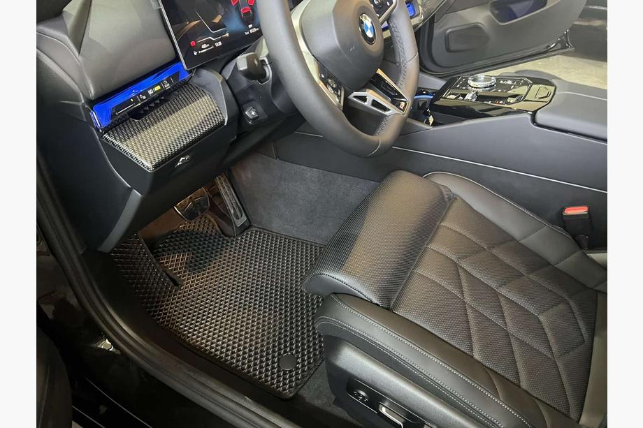 BMW 5/i5 Series G60/G60E/G61 2023- Tapis de sol EVA (Pour G60/61, Noir) Image