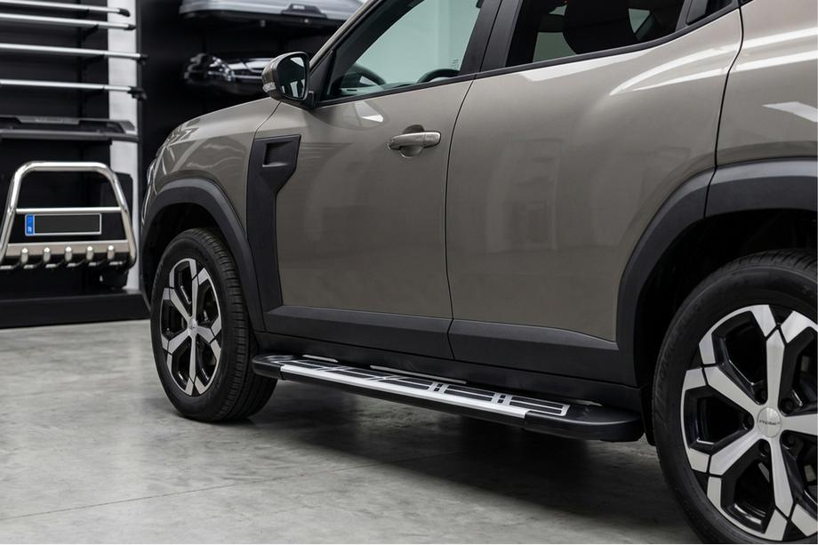 Renault Duster 2024- Marchepieds Latéraux Sunrise (2 pcs, Aluminium) Image