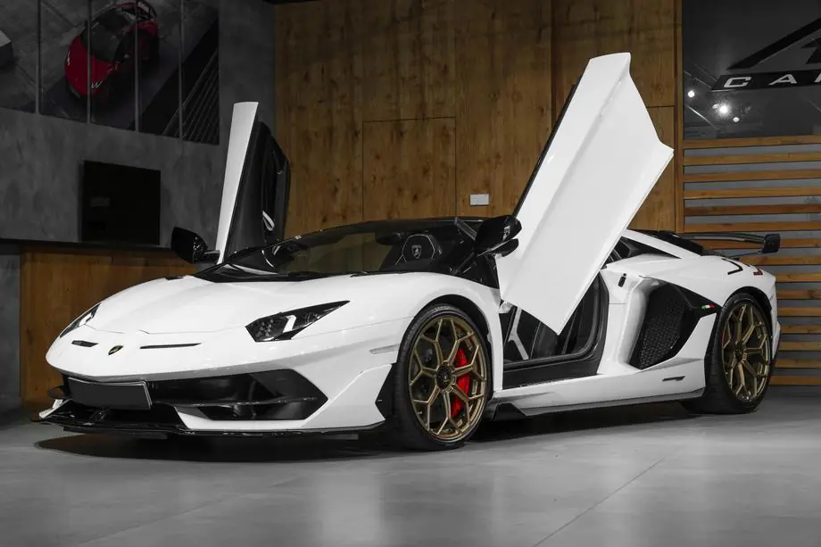 Lamborghini Aventador 2011-2022 Kit carrosserie SVJ Carbon Photo 1