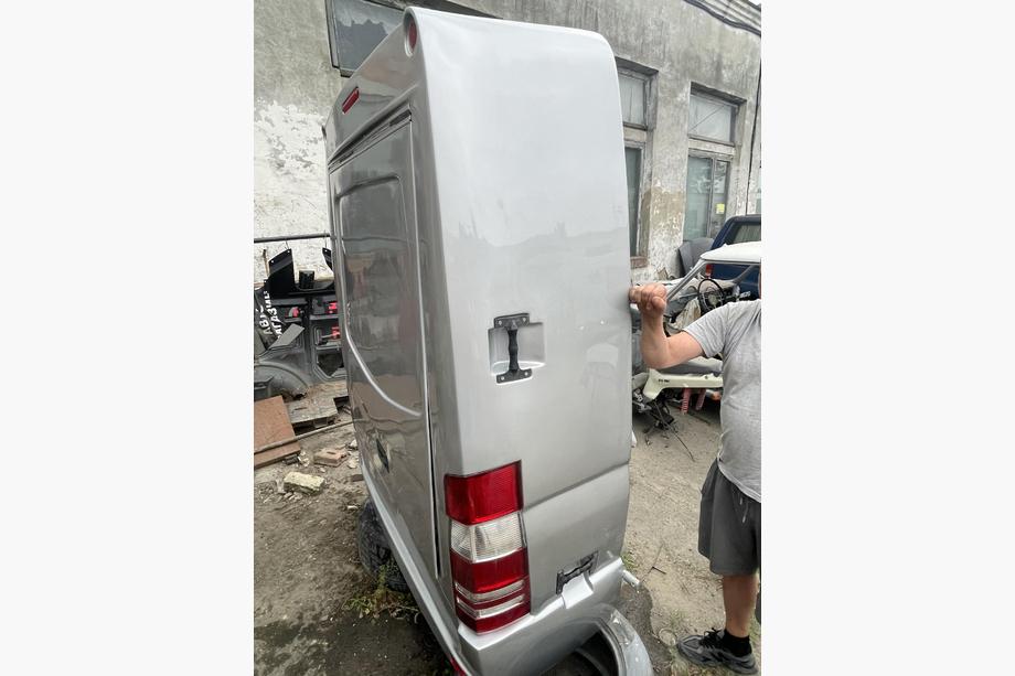 Mercedes Sprinter W906 2006–2018 Barres de Toit (Gris) Photo 3