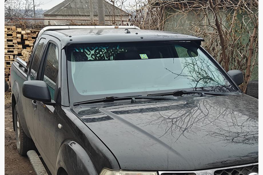 Nissan Navara 2006-2015 Casquette pare-brise (sur cadre) Image